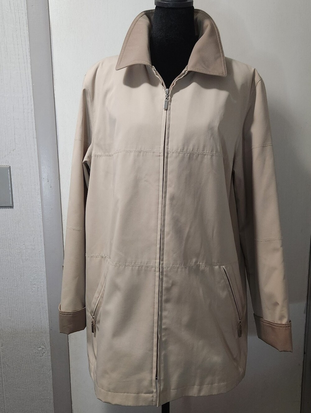 Womens Worthington Beige Windbreaker Vintage Jacket Size Large Zip Up Cuffed